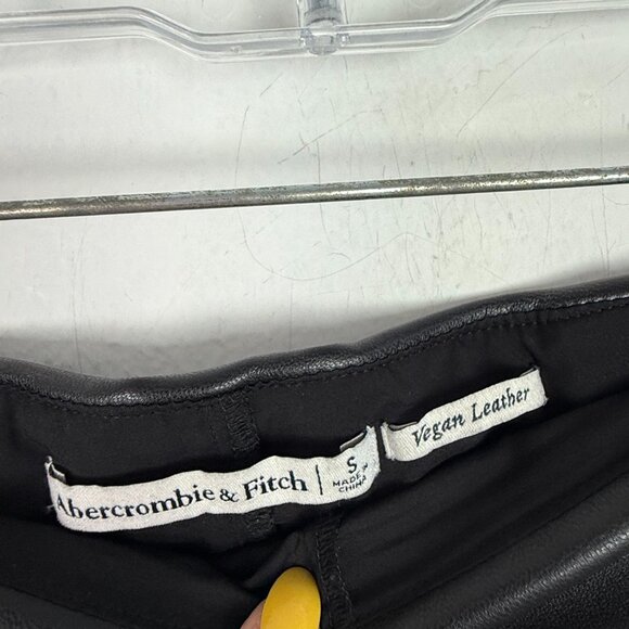 Abercrombie & Fitch Vegan Leather Mini Skort Skirt Black Size Small S EUC - Picture 4 of 12